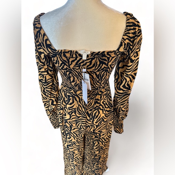 NWT Anthropologie Kachel Tiger-Striped Smocked Jumpsuit Size 4 - Picture 5 of 10